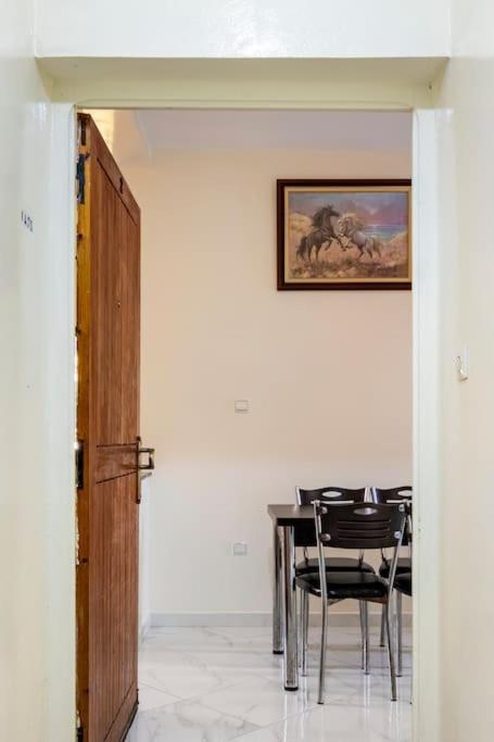 Appartement Chaleureux Et Calme, Parking, Jardin Agadir Exterior foto